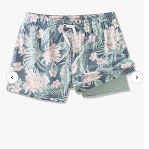 Chubbies men’s swim trunks with boxer briefs. 7” inseam. Xxl. New with tags.